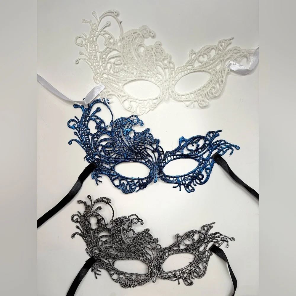 Elegant White Lace Mask 3 pieces